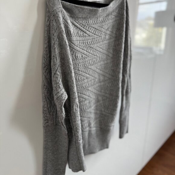 WHBM Off Shoulder Sweater 🌟NWT🌟 - Picture 4 of 8